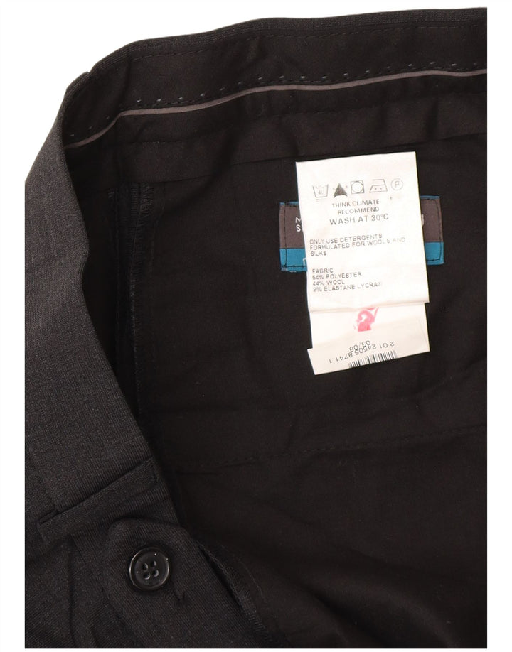 Marks & Spencer Męskie dopasowane spodnie garniturowe W34 L29 Szary poliester