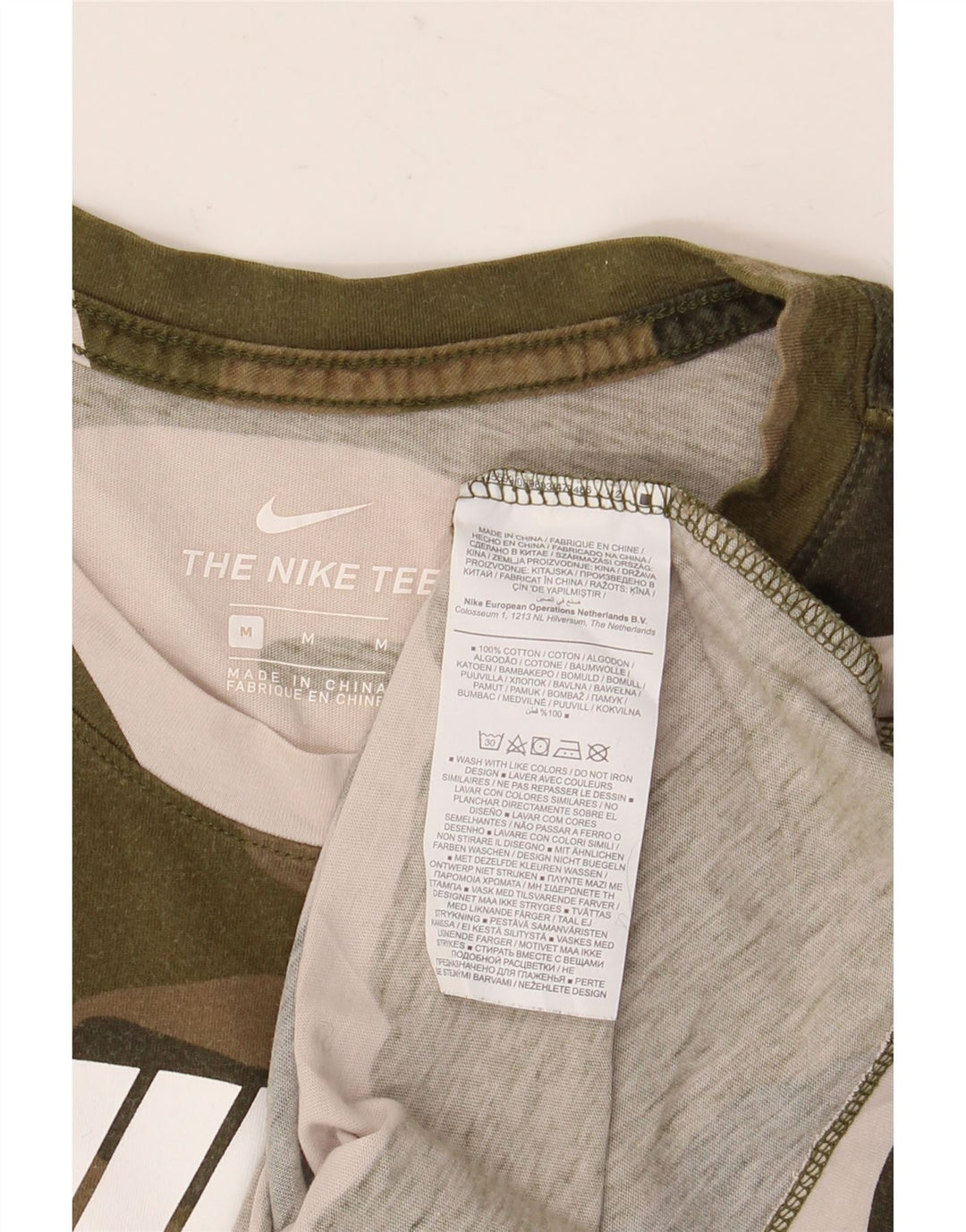 Męski T-shirt z grafiką NIKE, bawełniany kamuflaż, średni khaki