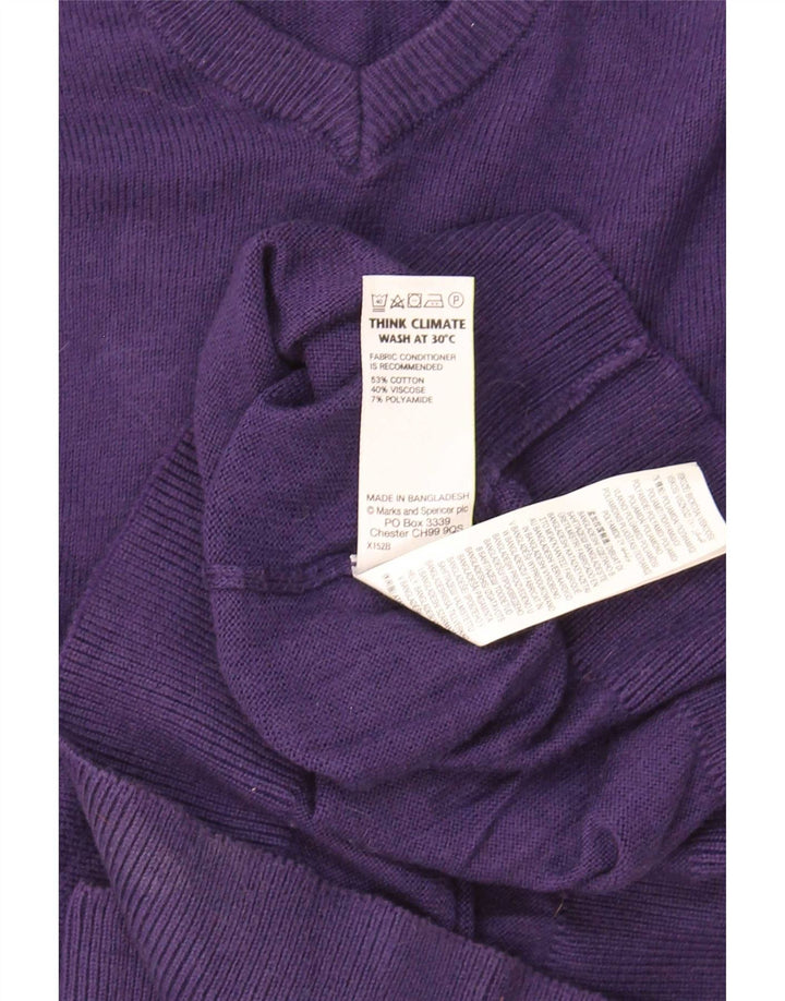 Męski sweter Marks & Spencer o regularnym kroju z dekoltem w kształcie litery V, średniofioletowy, bawełniany