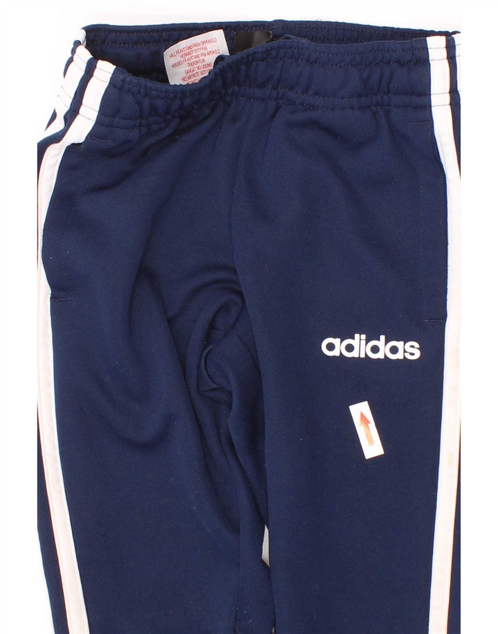 Spodnie chłopięce Adidas Climalite dresowe 3-4 lata granatowe, poliestrowe