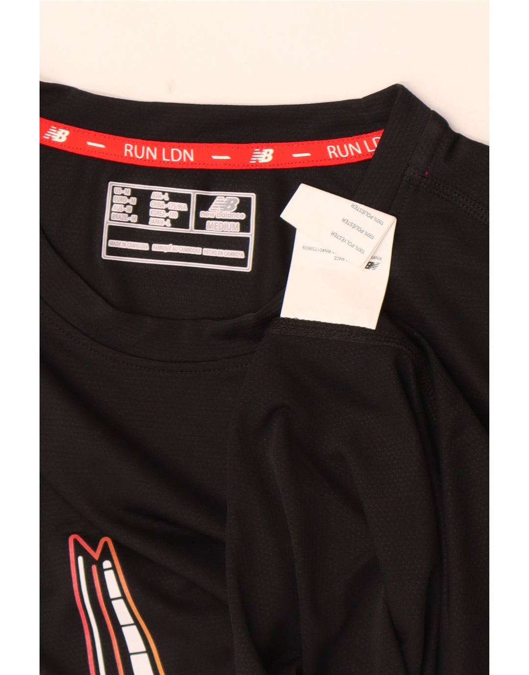 Męski T-shirt z grafiką New Balance, średni czarny poliester