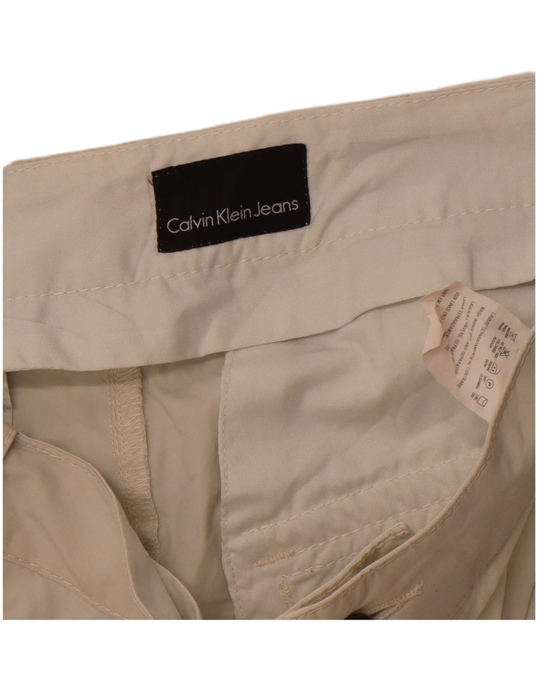 CALVIN KLEIN Mens Cargo Shorts W38 XL Beige Vintage Calvin Klein and Second-Hand Calvin Klein from Messina Hembry 
