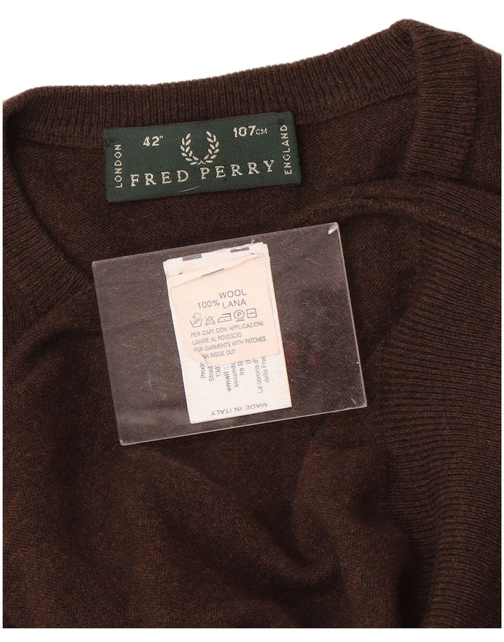 Męski sweter z okrągłym dekoltem Fred Perry, średnio brązowa wełna