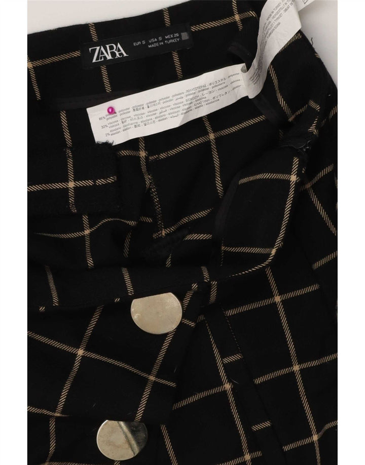 Damskie spodenki codzienne Zara, małe, W26, poliester w czarną kratkę