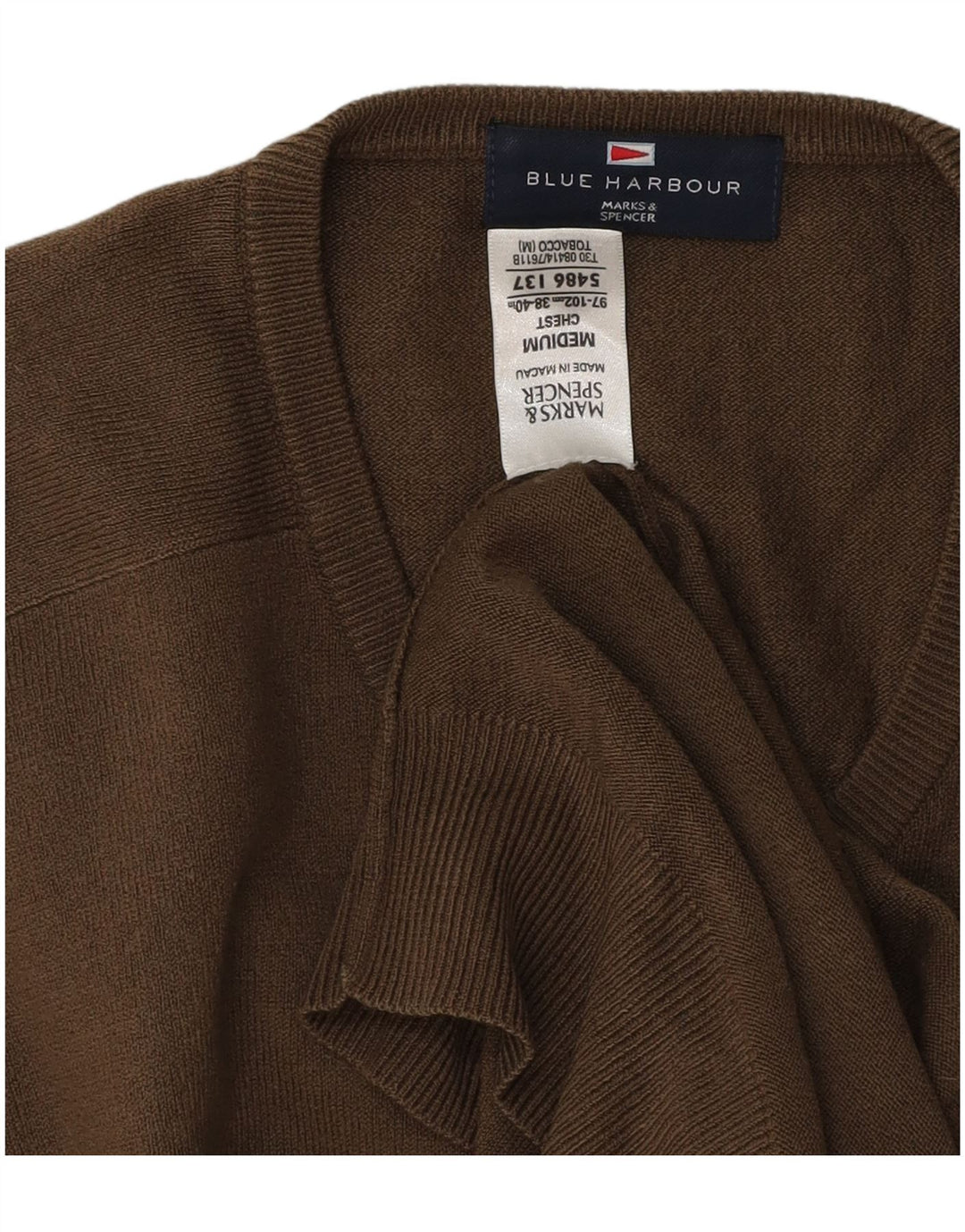 Męski sweter Marks & Spencer Blue Harbor z dekoltem w kształcie litery V, średni brąz