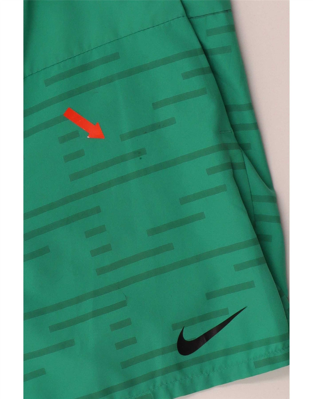 Męskie spodenki sportowe Nike Dri Fit, małe, zielone, poliestrowe paski