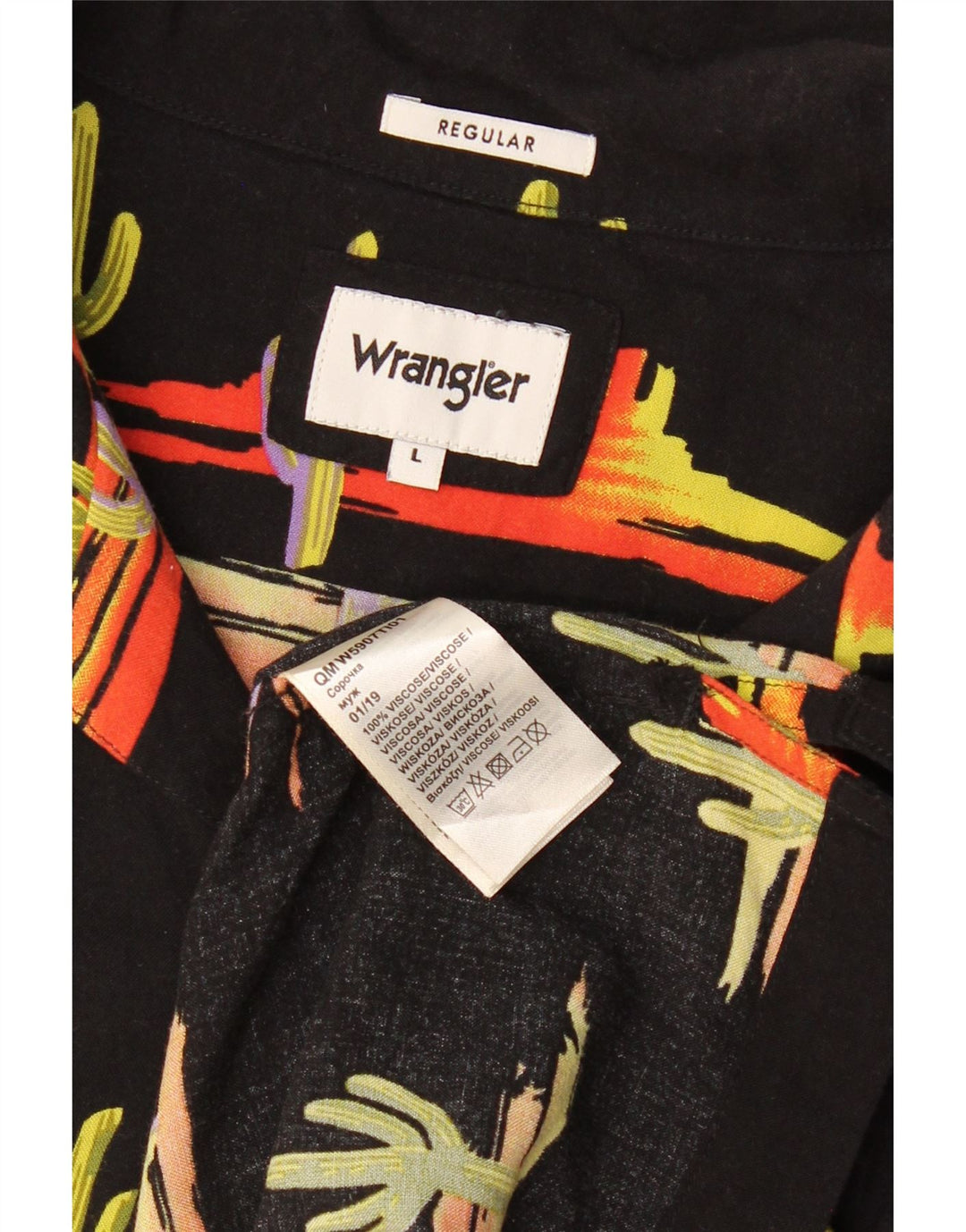 WRANGLER Męska koszula z krótkim rękawem i regularnym abstrakcyjnym wzorem, duża, czarna