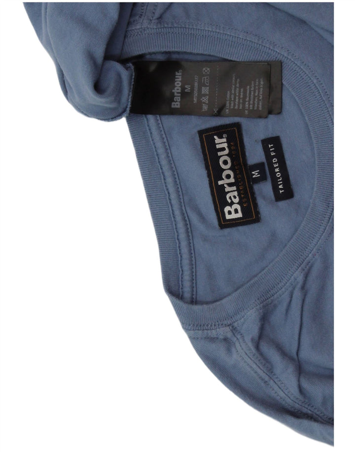 T-shirt męski BARBOUR o dopasowanym kroju, bawełniany w kolorze średniego błękitu
