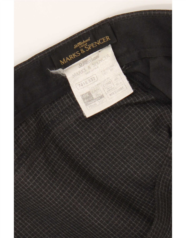 Marks & Spencer Męskie proste spodnie codzienne W38 L31 Szary poliester w kratę