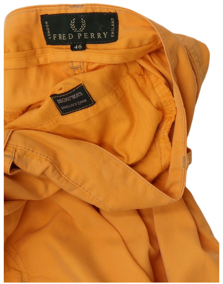 Męskie spodenki na co dzień Fred Perry IT 46 Small W32 Żółta bawełna