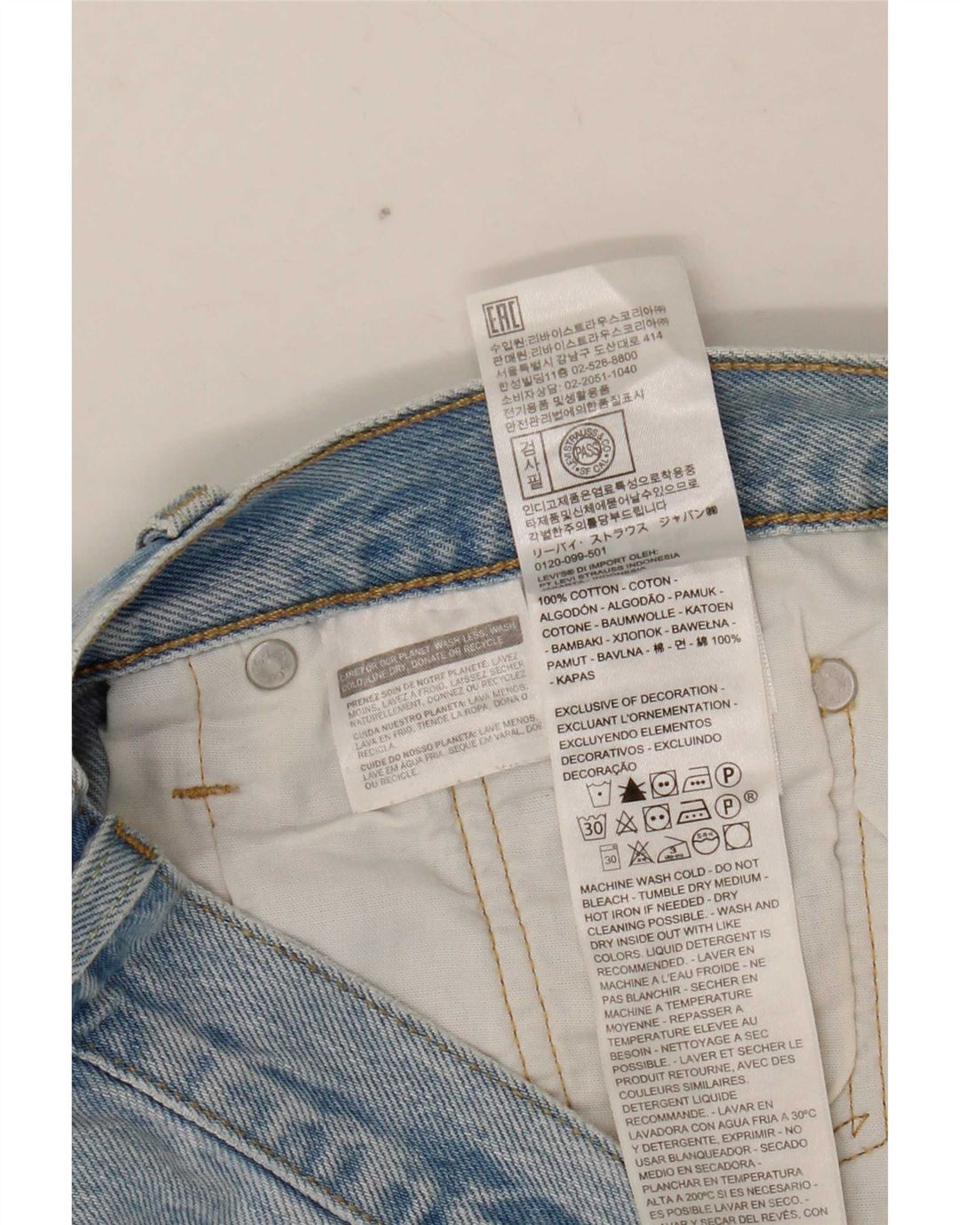 Damskie spodenki jeansowe Levi's 501 w trudnej sytuacji W26, małe, niebieskie, bawełniane