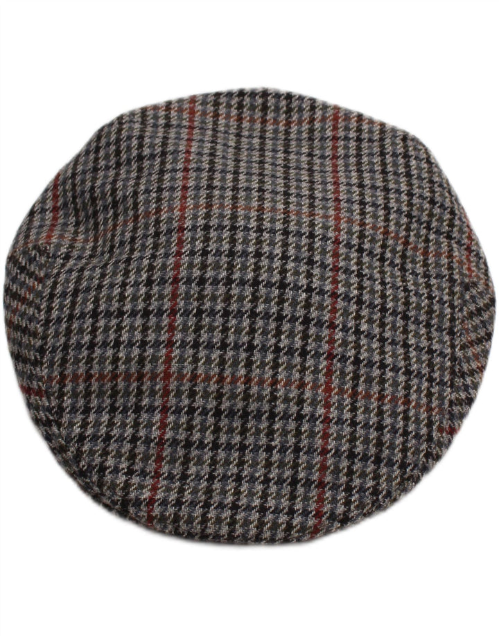 VINTAGE Mens Flat Cap Small Grey Houndstooth Wool Retro
