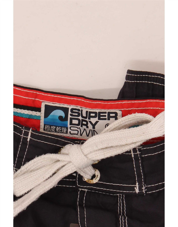 Męskie spodenki kąpielowe Superdry z grafiką, średni granatowy poliester