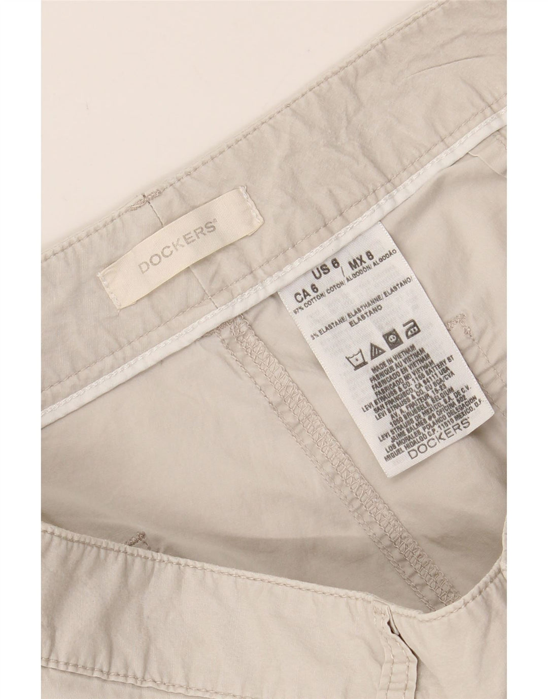 DOCKERS Womens Casual Shorts US 8 Medium W30 Off White Cotton Vintage Dockers and Second-Hand Dockers from Messina Hembry 