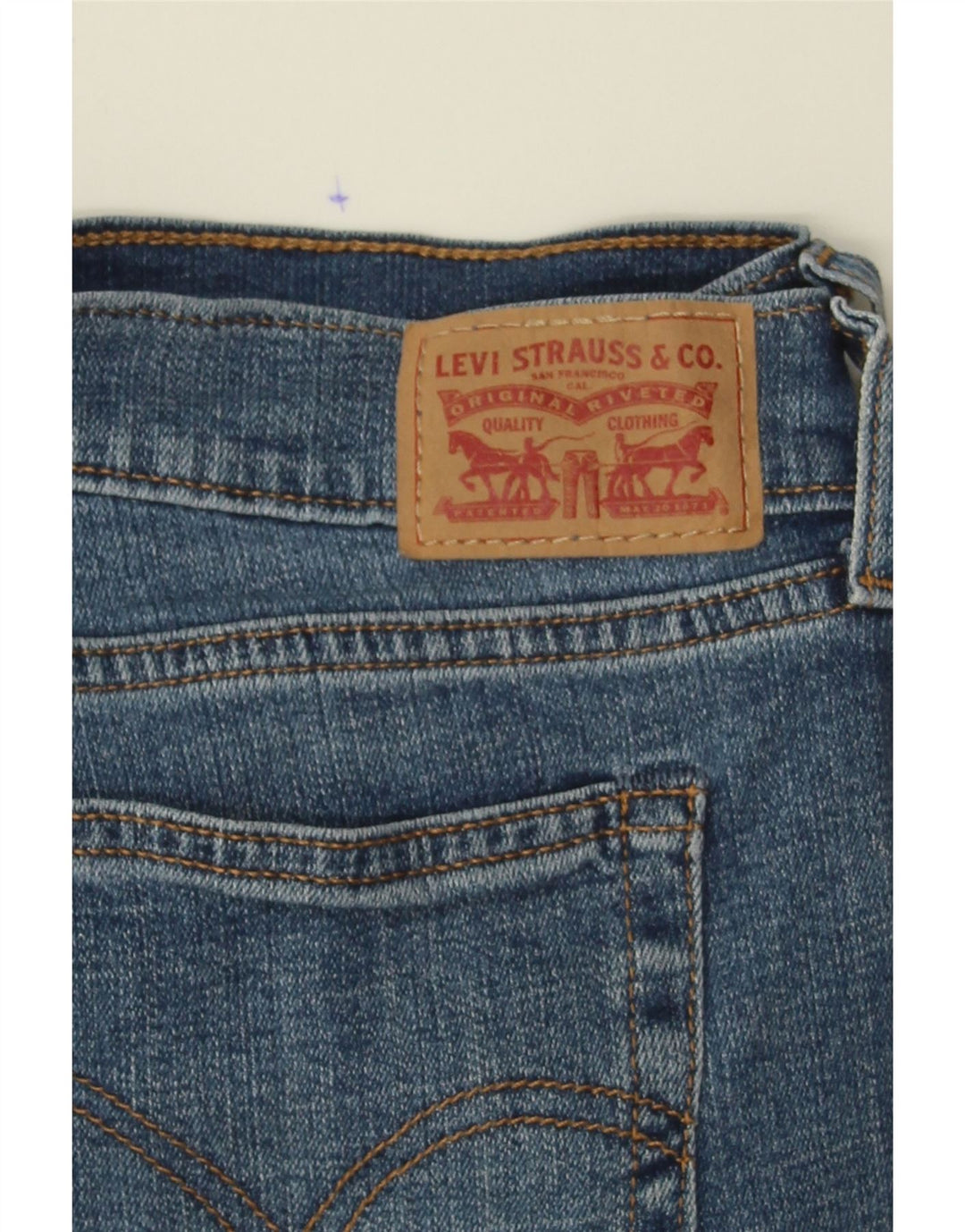 LEVI'S Womens Denim Shorts W32 Medium Blue Cotton Vintage Levi's and Second-Hand Levi's from Messina Hembry 