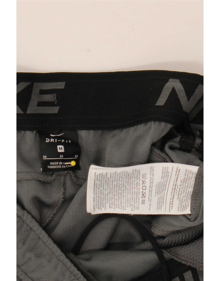 Męskie spodenki sportowe Nike Dri Fit, poliestrowe w kolorze średnioszarym