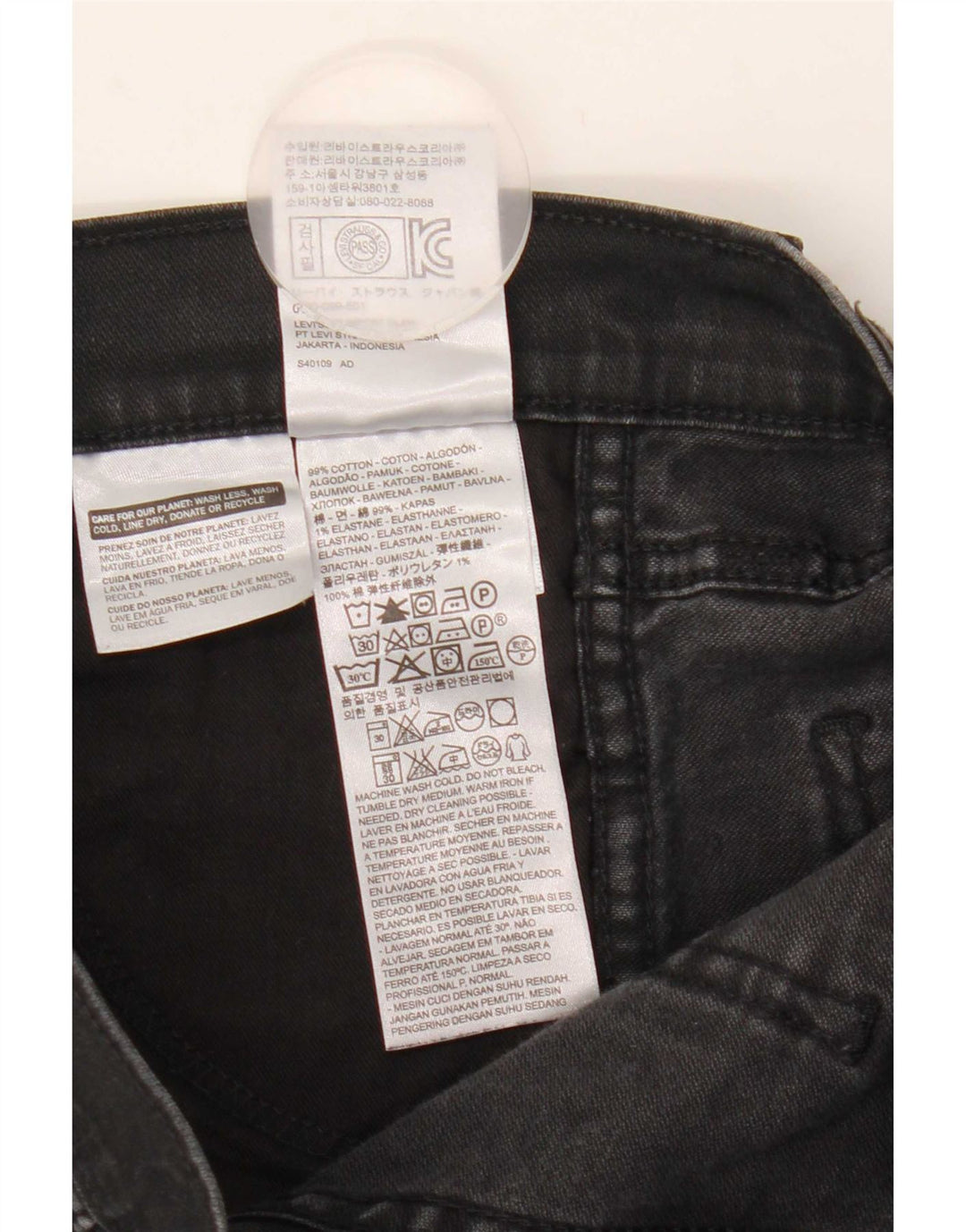Damskie jeansy Levi's Slim W30 L29 Czarna bawełna