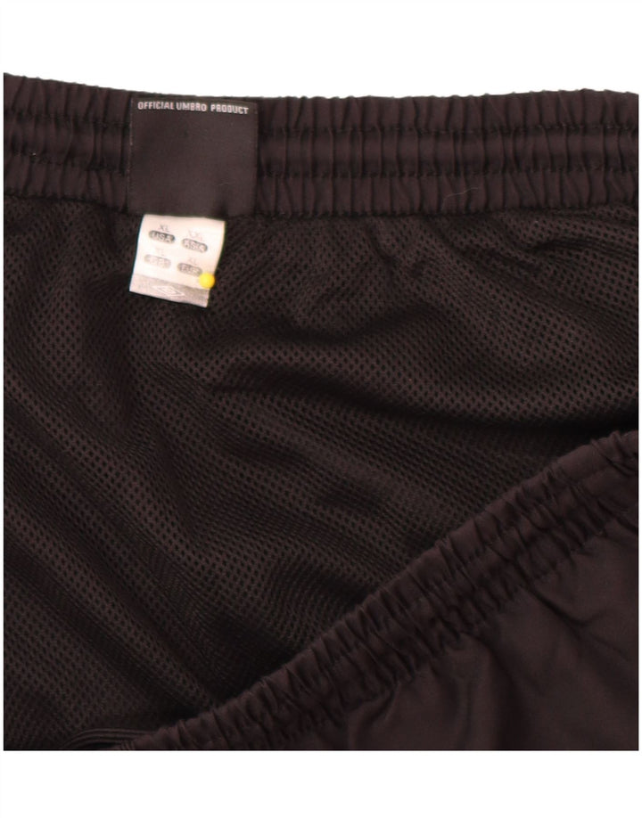 Męskie spodenki sportowe Umbro XL, czarny, geometryczny poliester