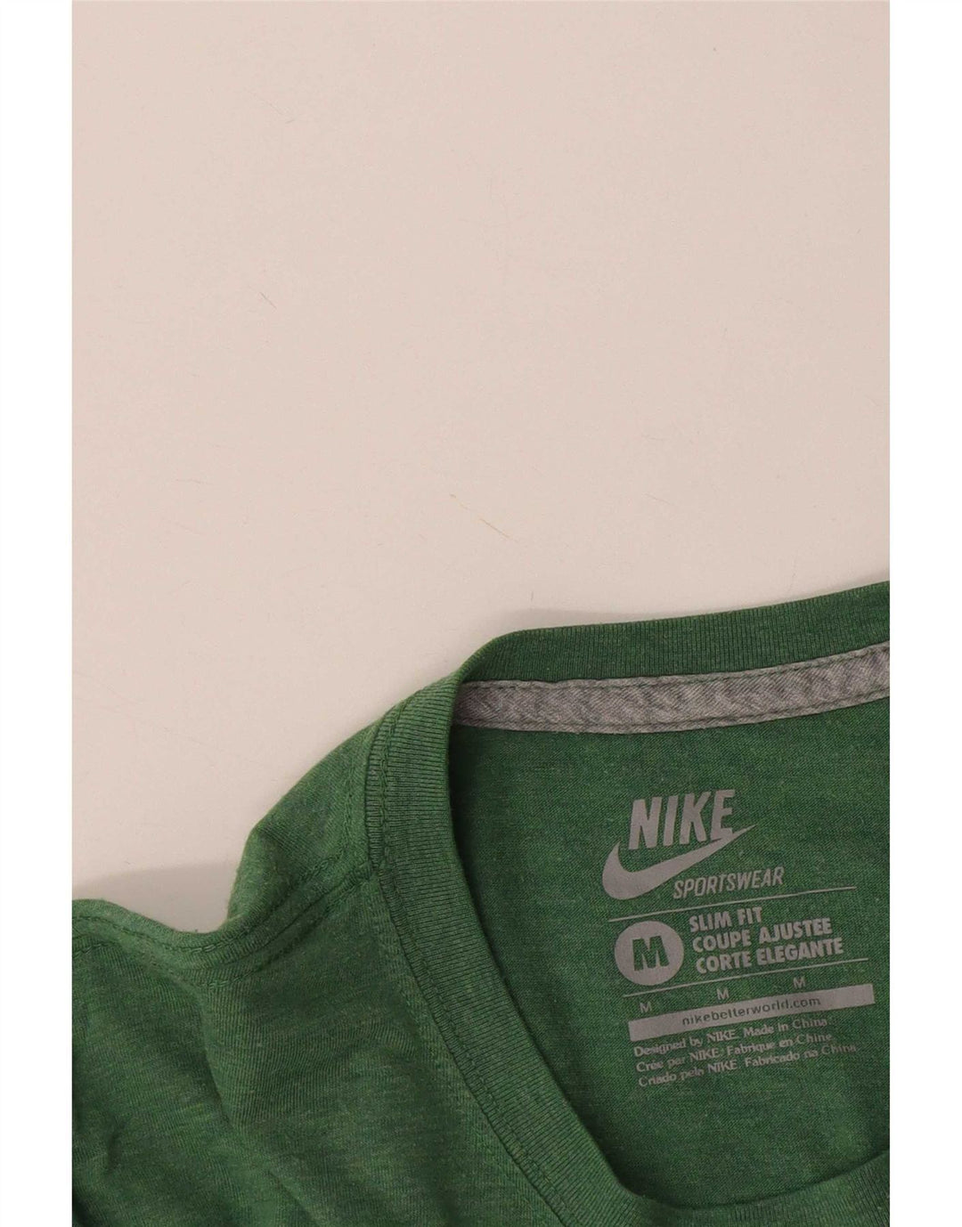 Męski T-shirt Nike Slim Fit Graphic Top, średni zielony