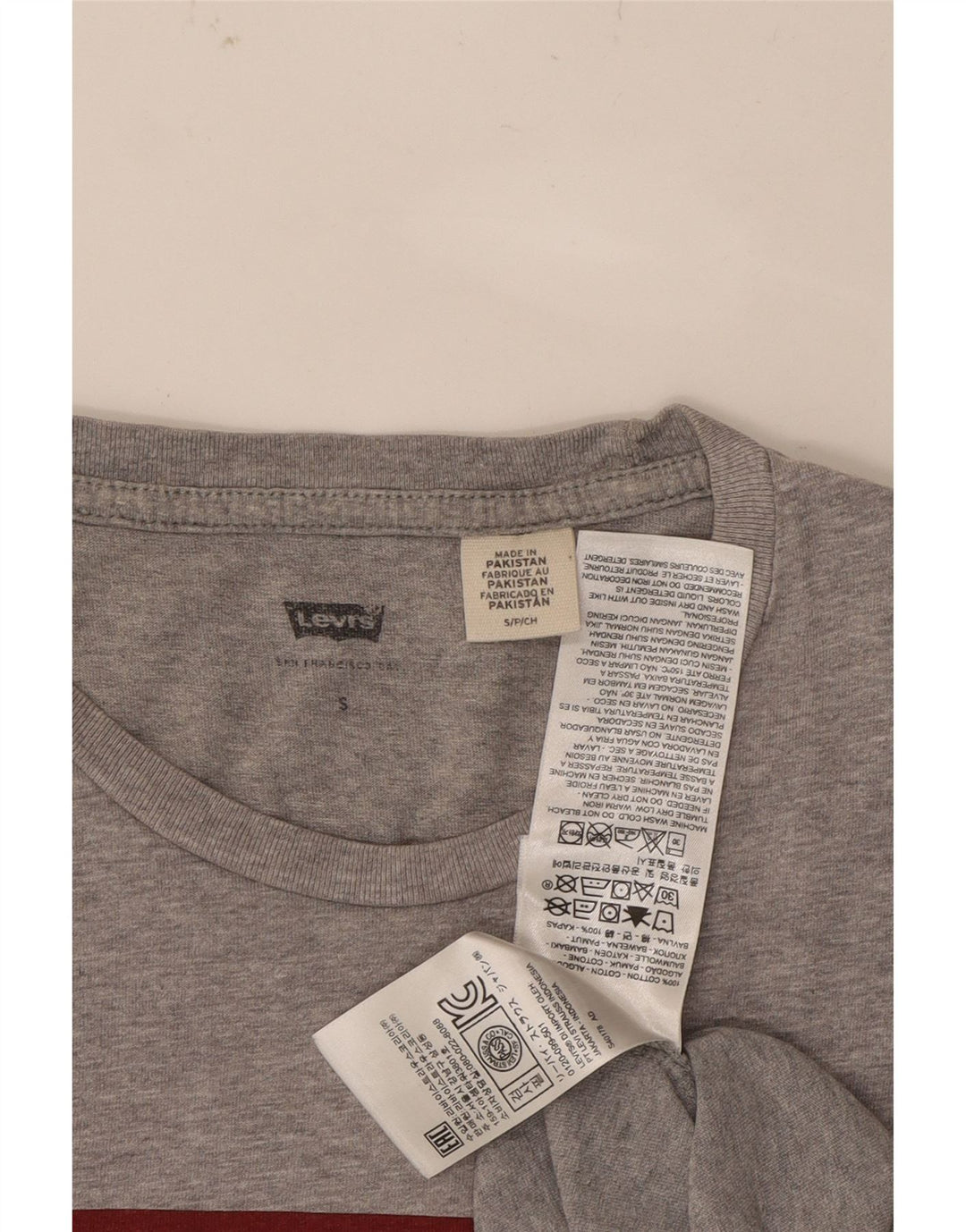 LEVI'S Mens Graphic T-Shirt Top Small Grey Cotton Vintage Levi's and Second-Hand Levi's from Messina Hembry 