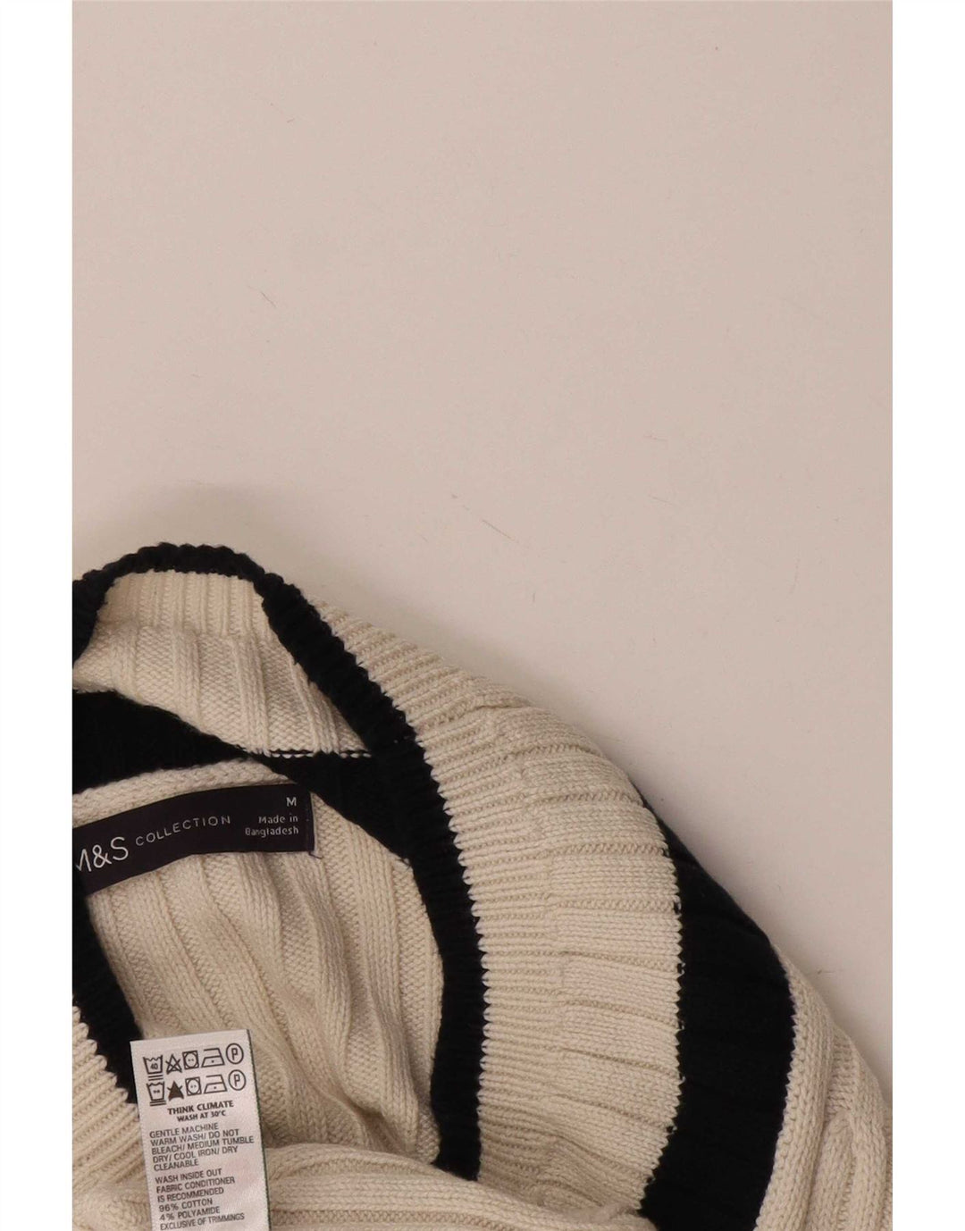 Marks & Spencer Damski sweter z dekoltem w kształcie litery V, UK 14, średni biały, blok kolorów