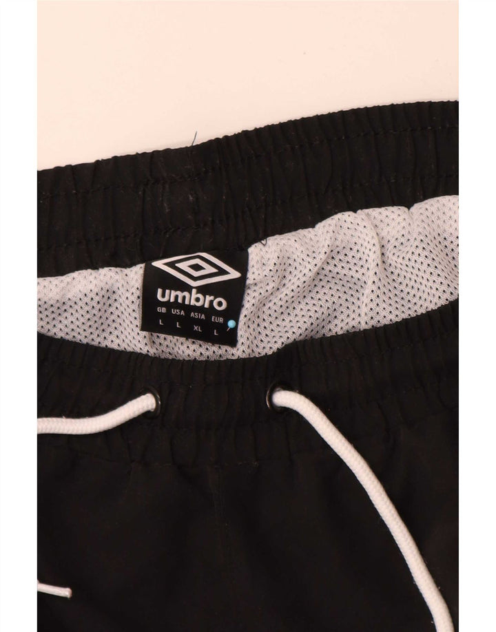 Męskie spodenki kąpielowe Umbro z grafiką, duży, czarny, geometryczny poliester