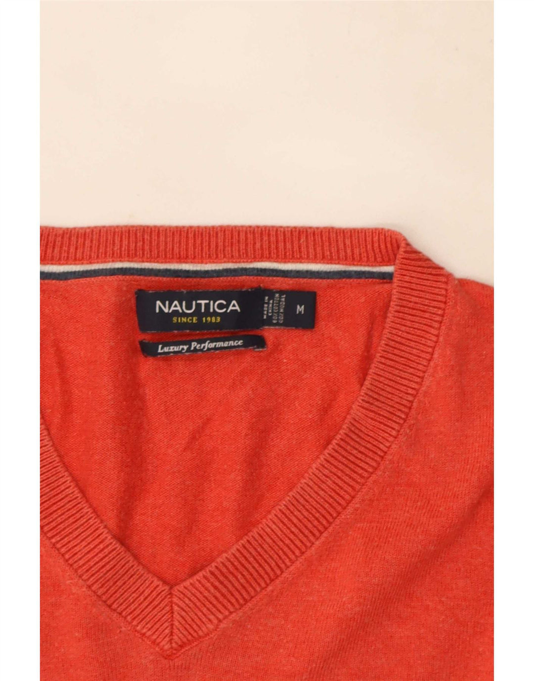 Męski sweter Nautica z dekoltem w kształcie litery V, średnio czerwony, bawełniany