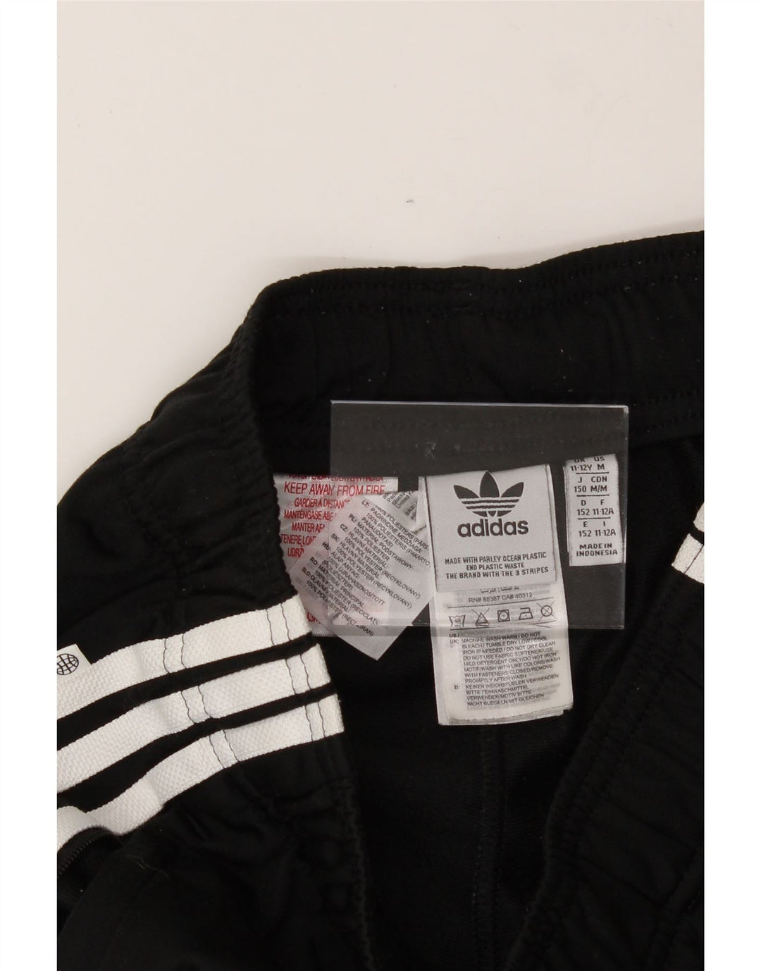ADIDAS Boys Tracksuit Trousers Joggers 11-12 Years Black Polyester Vintage Adidas and Second-Hand Adidas from Messina Hembry 