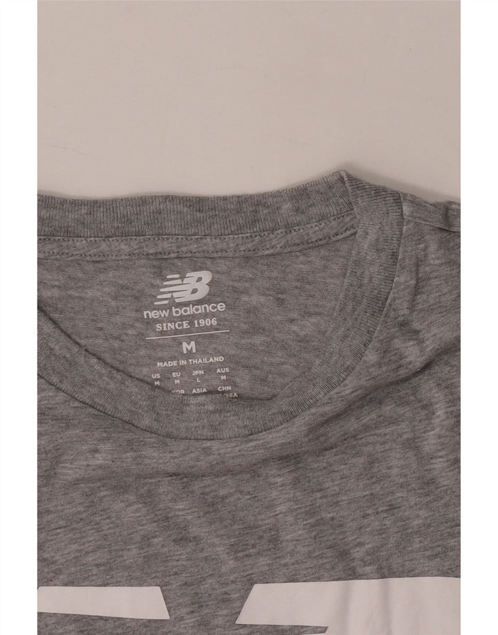 Męski T-shirt New Balance z grafiką, średni szary, nakrapiany