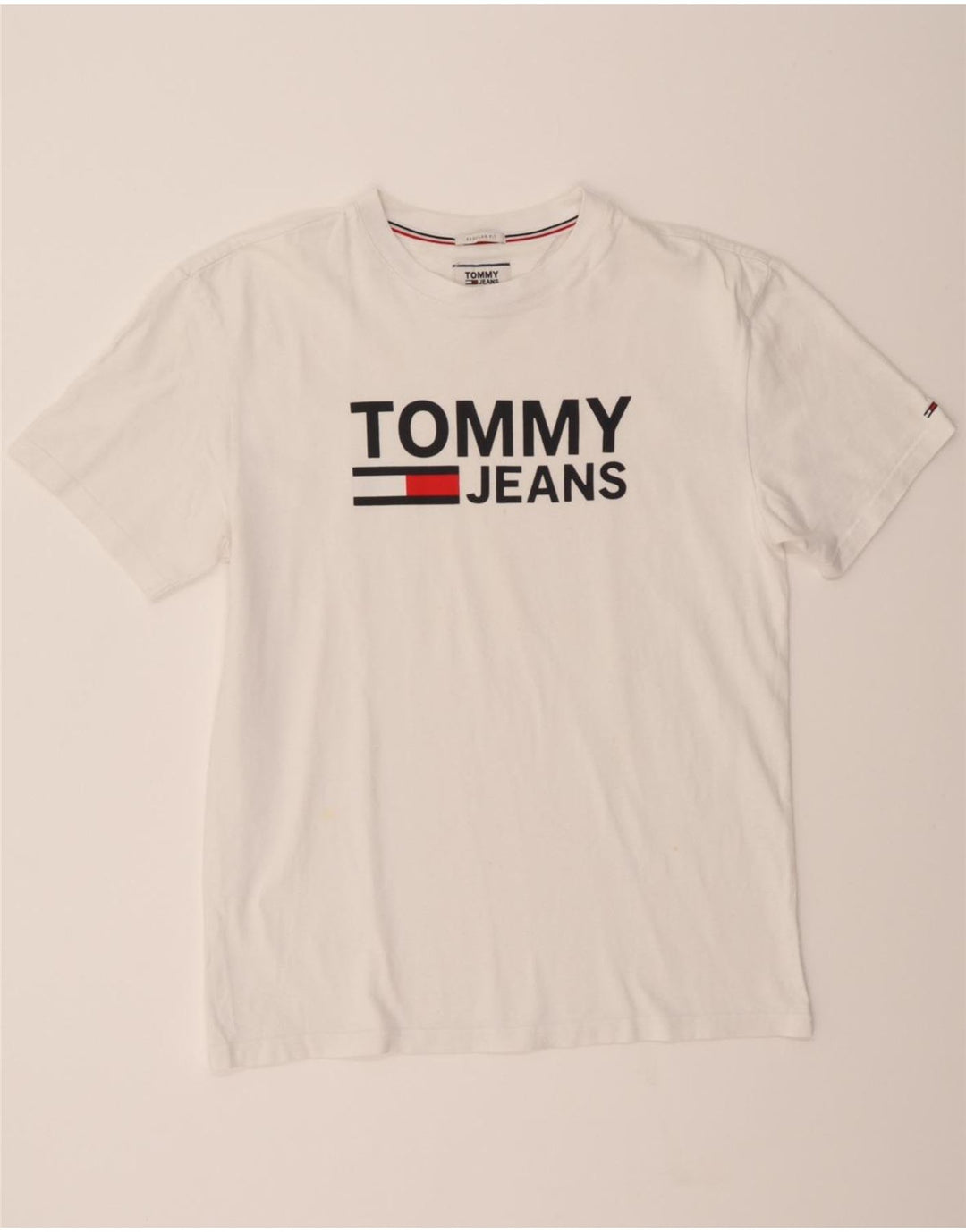 TOMMY HILFIGER Mens Regular Fit Graphic T-Shirt Top Medium White Vintage Tommy Hilfiger and Second-Hand Tommy Hilfiger from Messina Hembry 