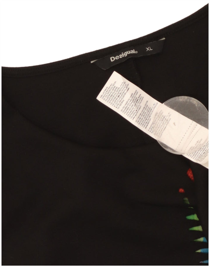 Damska sukienka z grafiką Desigual UK 18 XL, czarna, geometryczna, poliester