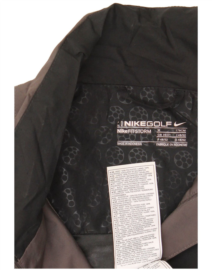 Męska kurtka przeciwdeszczowa Nike Graphic UK 39/41, poliester w kolorze średniej czerni