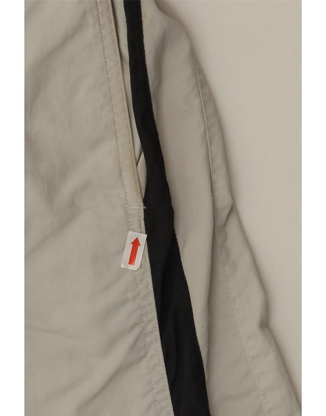CHAMPION Mens Bermuda Shorts Small W30  White Colourblock Polyamide Vintage Champion and Second-Hand Champion from Messina Hembry 