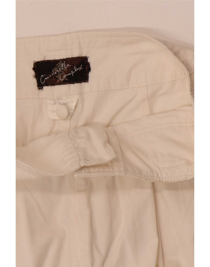 Vintage damskie spodenki chino z wysokim stanem, średnie W28 w kolorze złamanej bieli