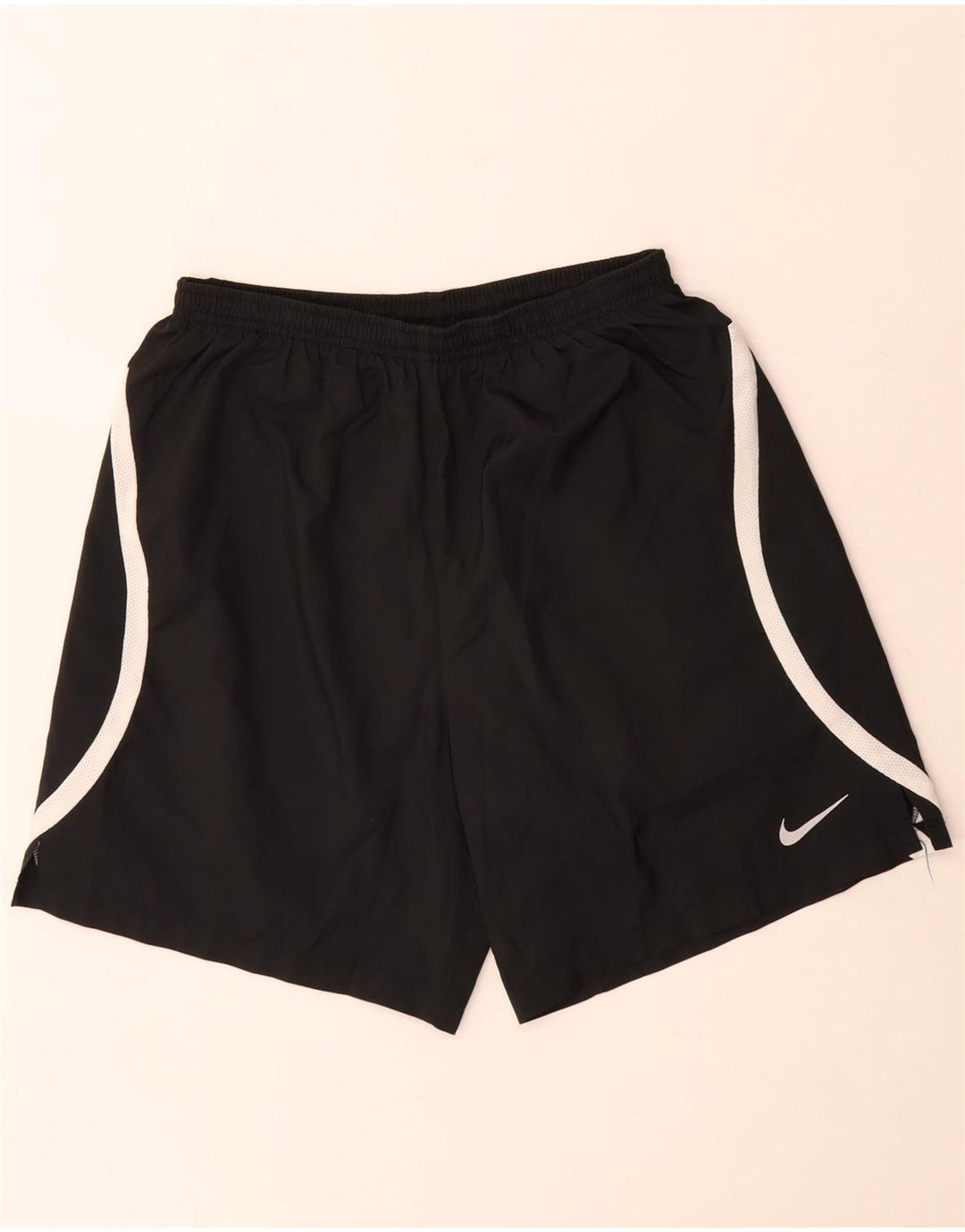 Męskie spodenki sportowe Nike Dri Fit w kolorze średniej czerni