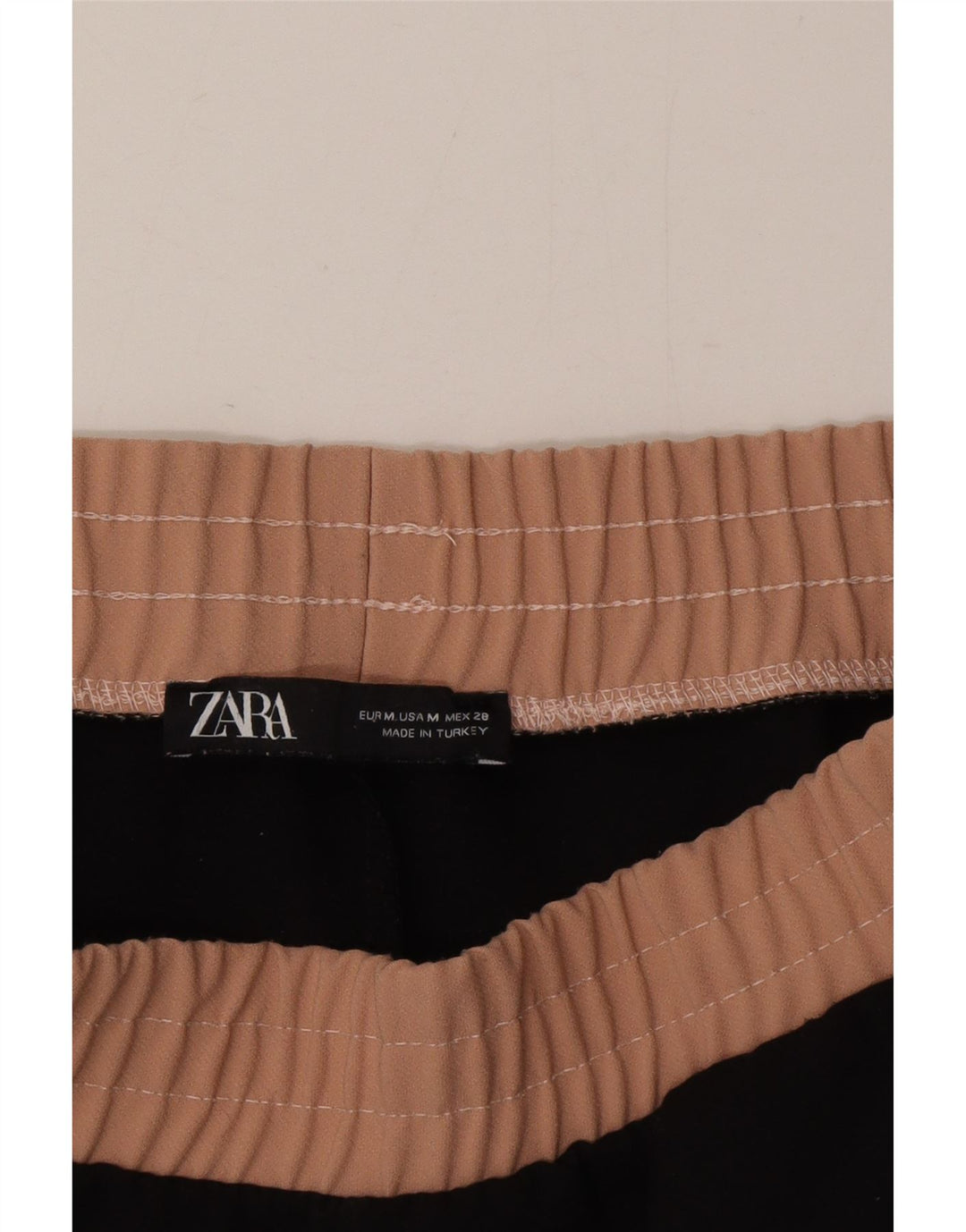 Damskie krótkie spodnie dresowe Zara UK 12 w kolorze średniej czerni