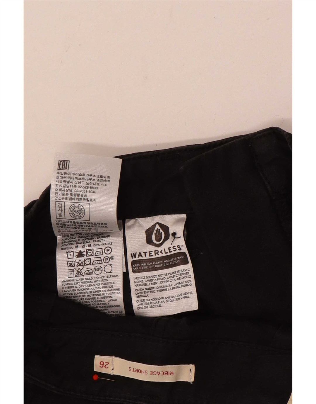 Damskie spodenki Chino Levi's Ribcage W26 Małe, czarne, bawełniane