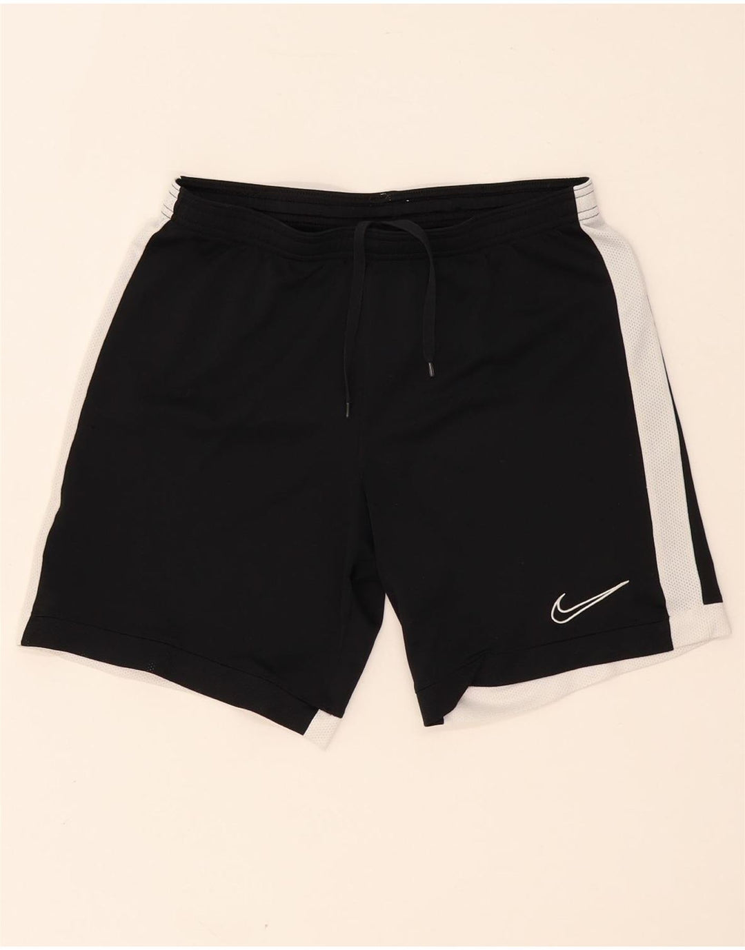 Męskie spodenki sportowe NIKE Dri Fit, poliester w kolorze średniej czerni