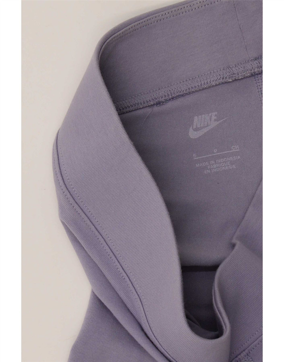 Damskie spodenki sportowe Nike UK 8, małe fioletowe