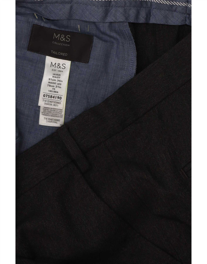 Męskie spodnie chino o dopasowanym kroju Marks & Spencer W36 L31 Szary poliester