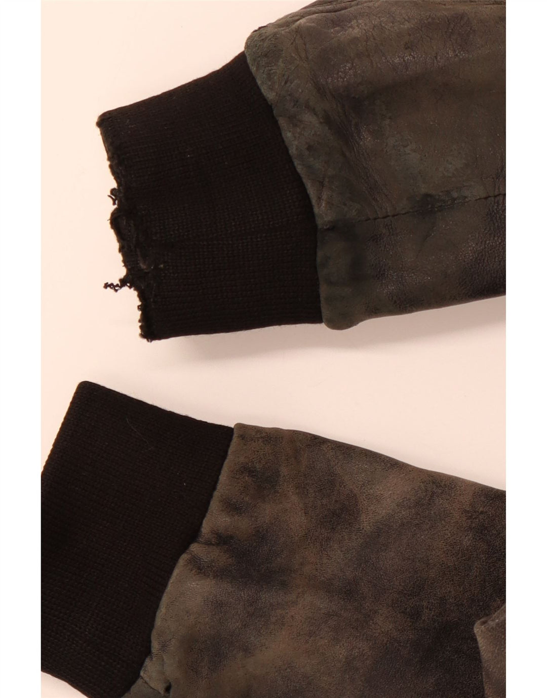 Męska kurtka skórzana VINTAGE UK 38, średnia czarna