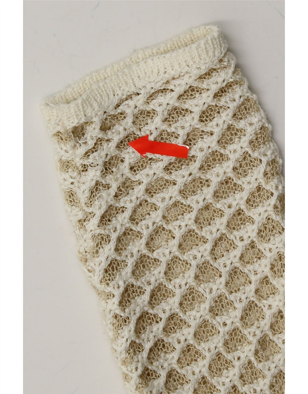DONATELLA Womens V-Neck Jumper Sweater UK 14 Medium Beige Polyamide Vintage Donatella and Second-Hand Donatella from Messina Hembry 
