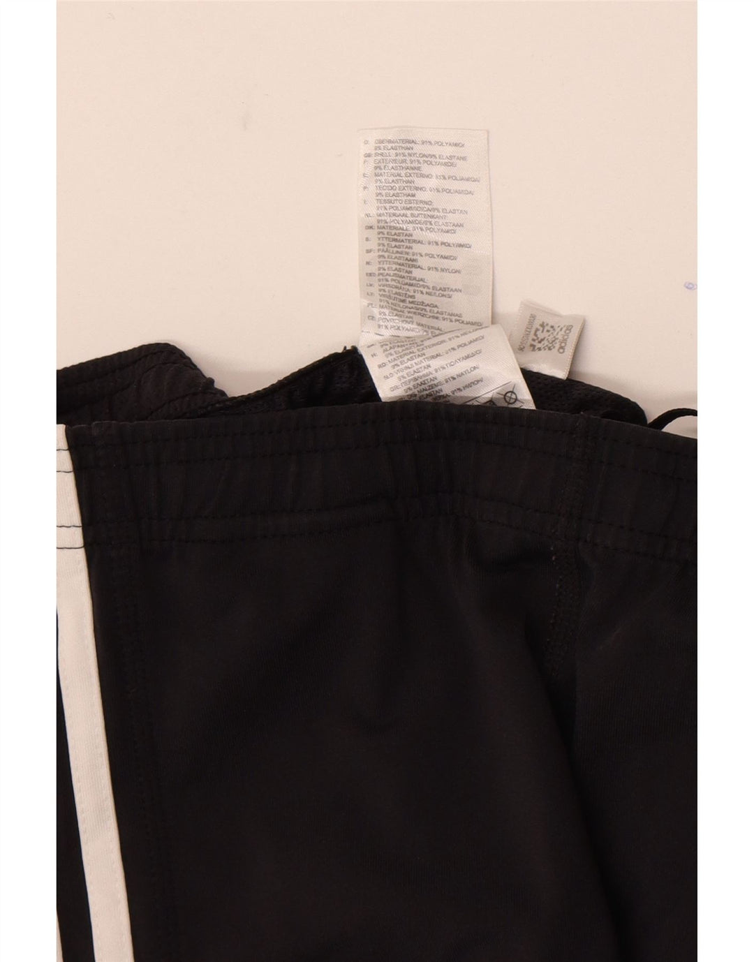 Damskie spodenki sportowe Adidas UK 12 Średni czarny nylon