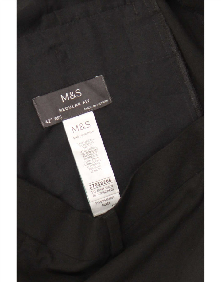 Męskie spodnie garniturowe Marks & Spencer o regularnym kroju W42 L31, czarny poliester