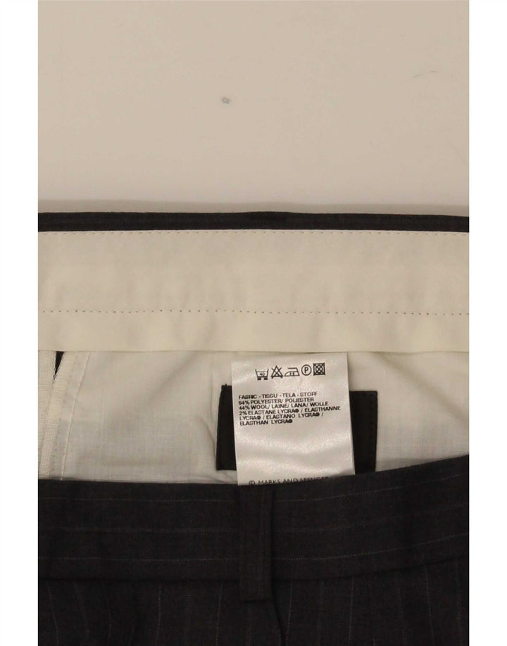 Męskie proste spodnie garniturowe Marks & Spencer W38 L29 w szare prążki