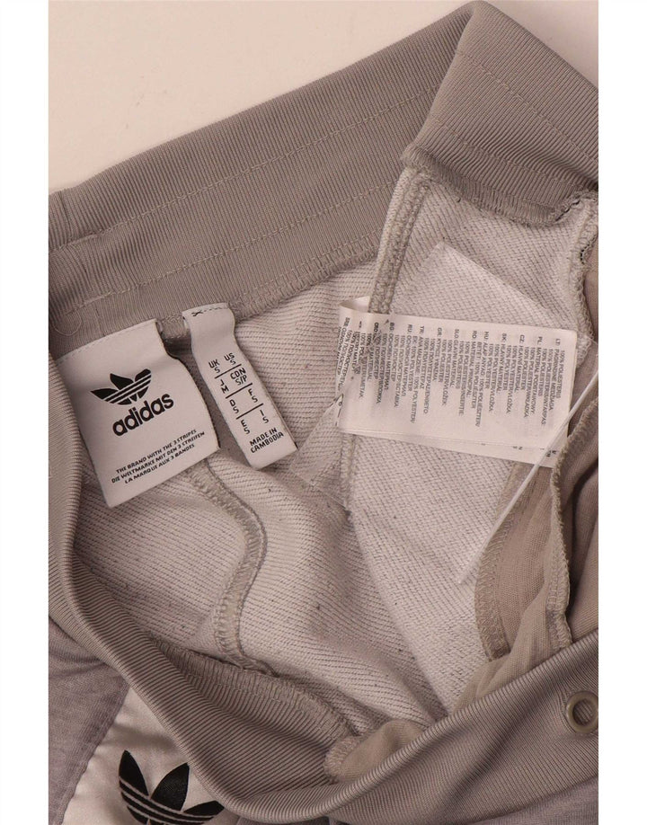 Męskie spodenki sportowe Adidas z grafiką, małe, szare, z blokami kolorów, z poliestru