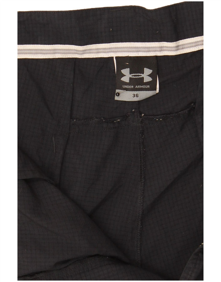 Męskie spodenki cargo Under Armour W36 w dużą czarną kratkę