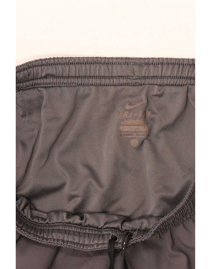 Męskie spodenki sportowe Nike Dri Fit w kolorze średnioszarym