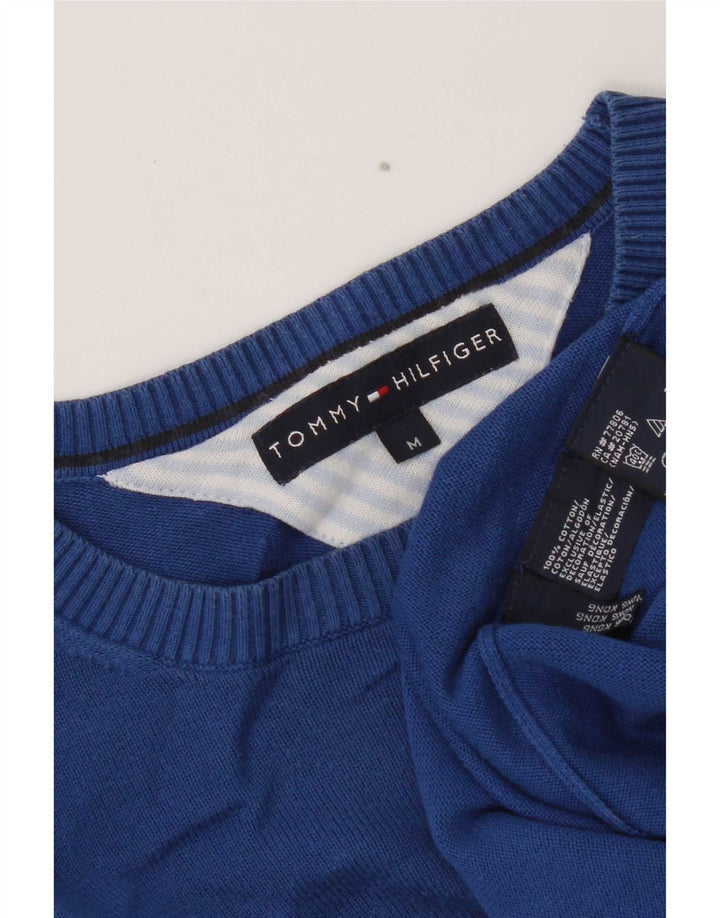 Męski sweter z okrągłym dekoltem Tommy Hilfiger o regularnym kroju, średnioniebieski, bawełniany