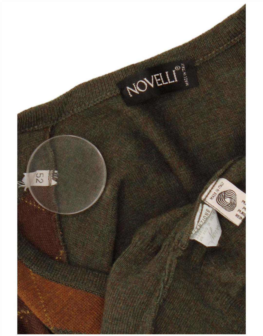 Męski sweter NOVELLI z dekoltem w szpic IT 52, duży khaki, argyle/diamentowa wełna